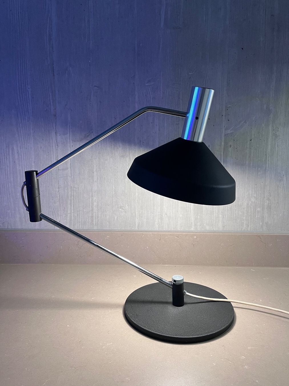 Baltensweiler Lampade: Schweizer Mid-Century Pentarkus Tischlampe – Usato da Küsnacht ZH venduto da Quiti