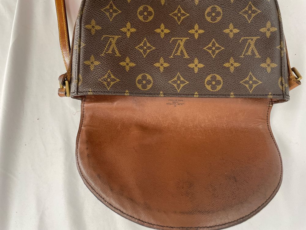 LOUIS VUITTON petit sac en cuir 5