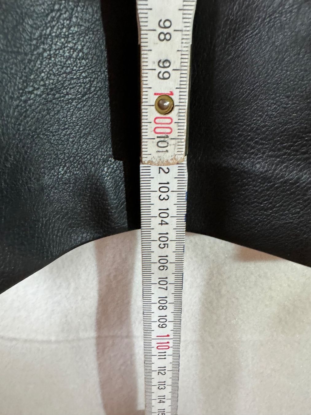 H&M Hosen: Kunstleder Hose von H&M Gr. 36 – Gebraucht aus Grosswangen von second_hand_dress 3