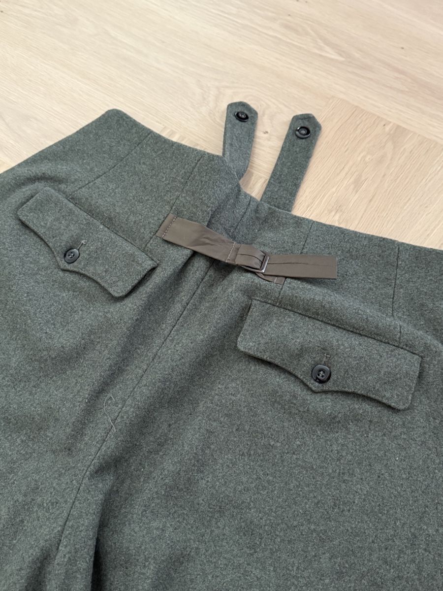 Uniformes: Historische DE Uniform mit Medaillen, Visor Cap etc. – Neuf (Voir description) à Goldach par igwhitestar 6