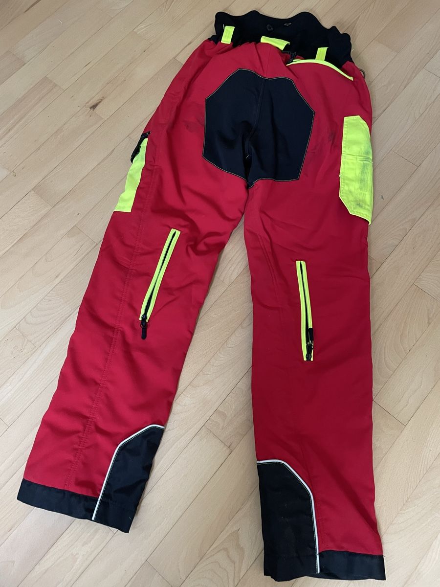 Pantaloni: Wörker Schnittschutzhose – Usato da Köniz venduto da mowildhaber 1