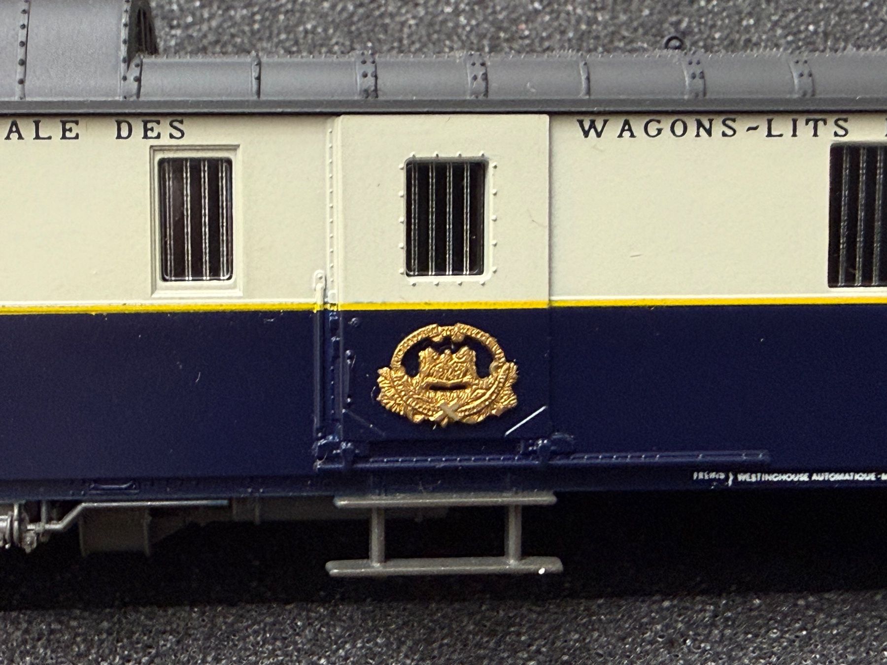 Rivarossi Modelleisenbahnen: Rivarossi CIWL Gepäckwagen  / DC HO – Gebraucht aus Jonschwil von sutfra12 7