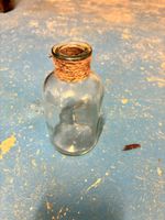 Glasvase mit Juteschnur verziert klein ohne Deckel