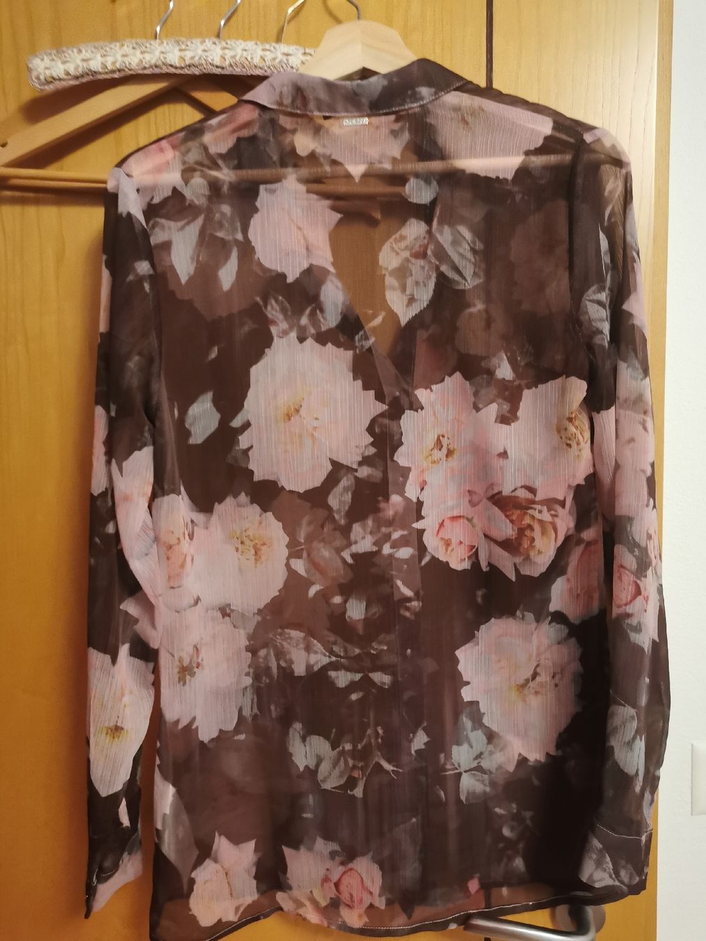 Guess Camicette: Damenhemd Guess – Nuovo (secondo la descrizione) da Cama venduto da anto_a 4