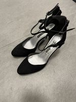 Neue Tamaris Pumps Schwarz, Gr. 39 - Eleganter Style