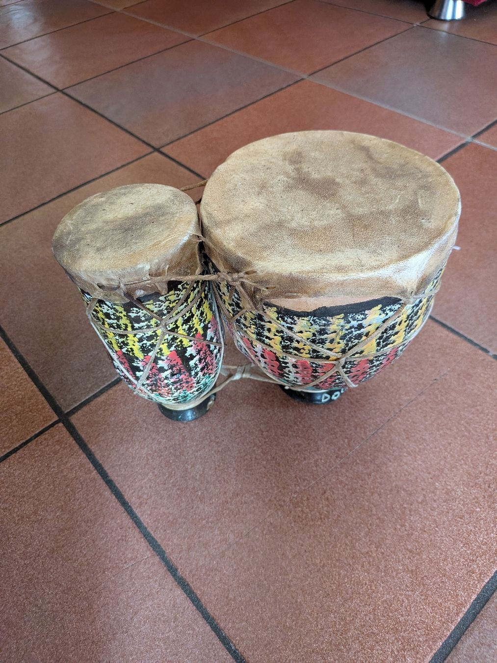 Strumenti musicali: Bongo artigianale da souvenir – Usato da Taverne venduto da mel_z8df 1