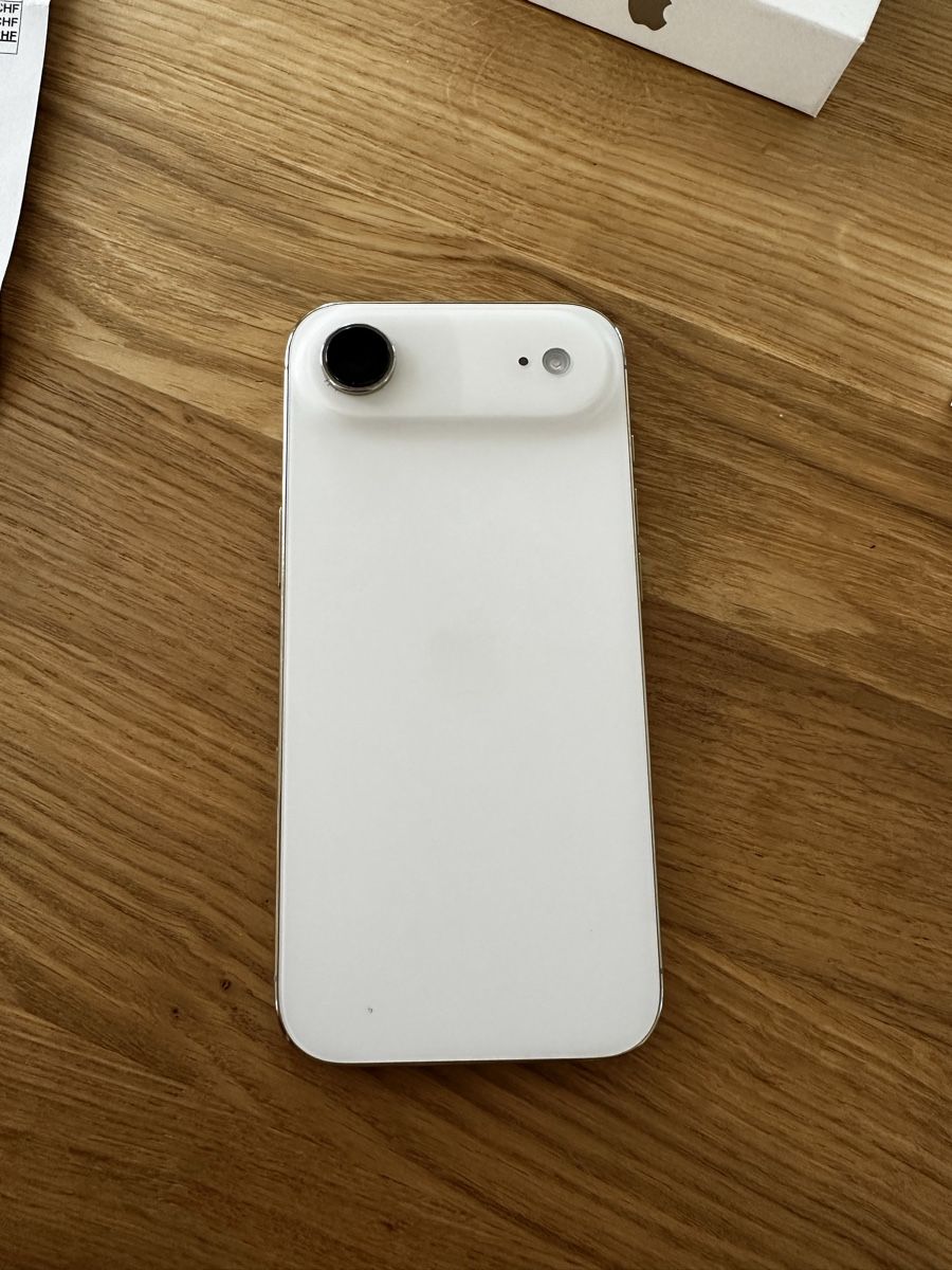 Apple Portables: iPhone 17 Air  – D'occasion à Winterthur par Carbone76 2