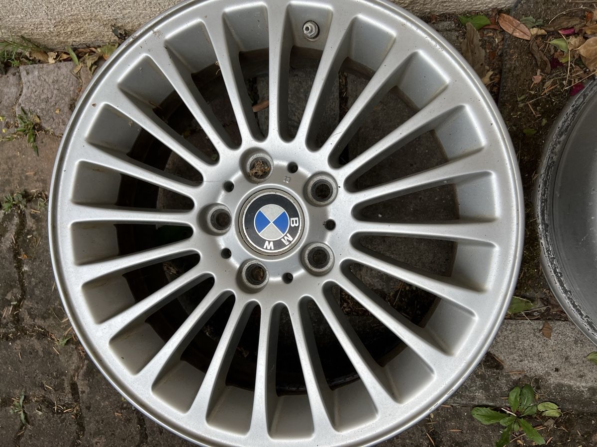 BMW Jantes: BMW Alufelgen 17 Zoll – D'occasion à Obfelden par Moscheli 3
