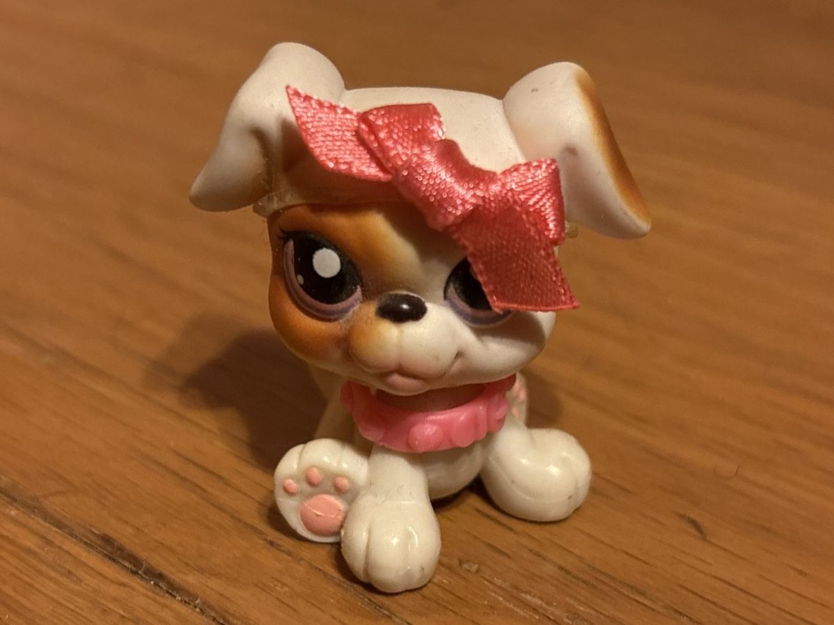 Littlest Pet Shop Statuette: Figurine Littlest Pet Shop chien – Usato da La Chaux-de-Fonds venduto da lea_77ly