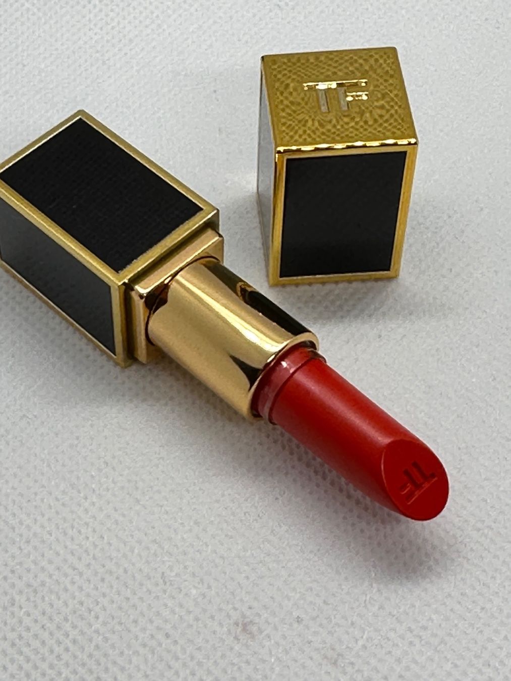 Tom Ford Make-up: Tom Ford rouge à lèvres 2 g – Nuovo (secondo la descrizione) da Pully venduto da Natala