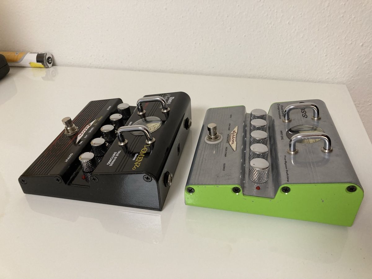 Strumenti musicali: Ashdown bass guitar effekt hyper drive lomenzo compression – Usato da Minusio venduto da Bolix 2