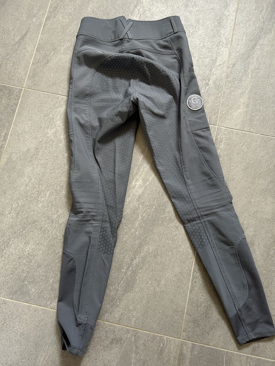 Pantalons: Pantalon équitation taille 36 – Neuf (Voir description) à Bôle par sev_n85b 1