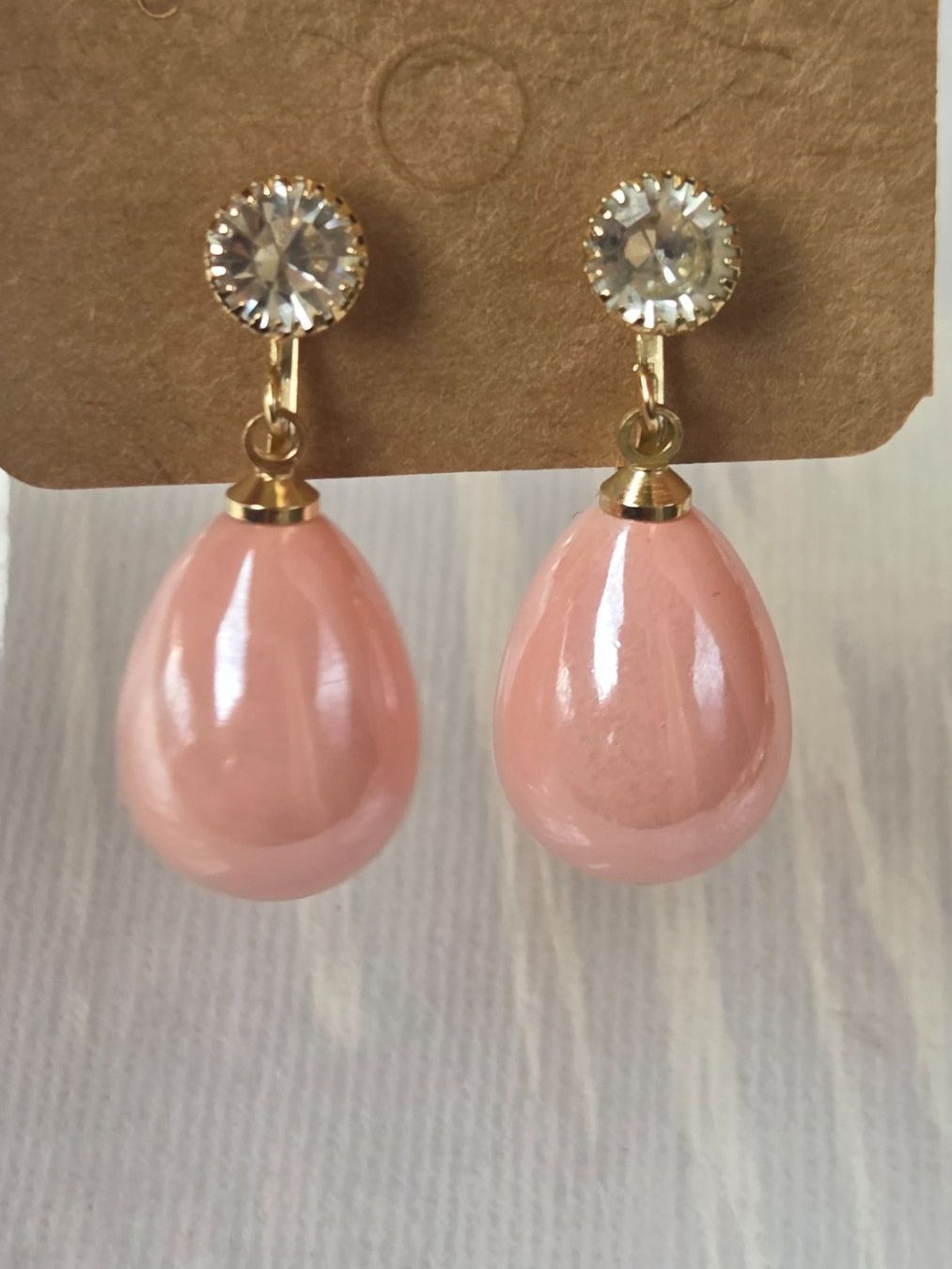 Boucles d'oreille: Ohrclips Modeschmuck Perlen Style Apricot – D'occasion à Weggis par Leeclipse