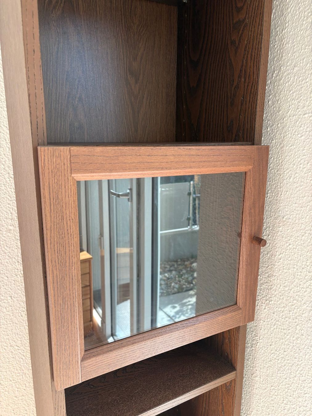 Ikea Scaffali: IKEA BILLY/OXBERG Regal mit Vitrinentür – Usato da Zürich venduto da zanili 1