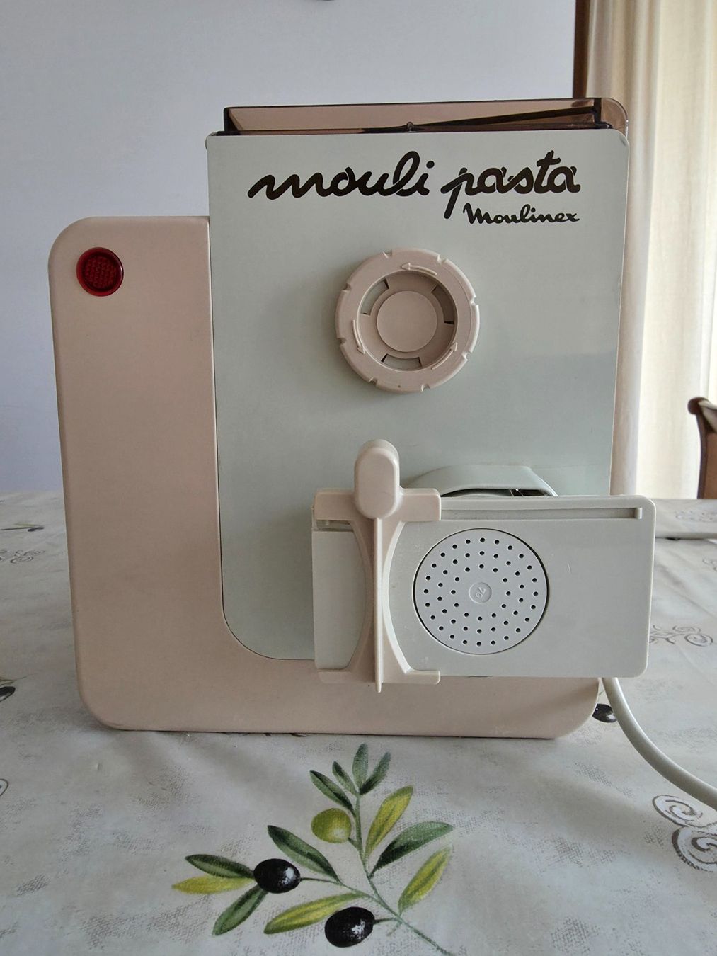 Moulinex Elettrodomestici da cucina: Moulinex Mouli Pasta Maschine – Usato da Frauenfeld venduto da reifa