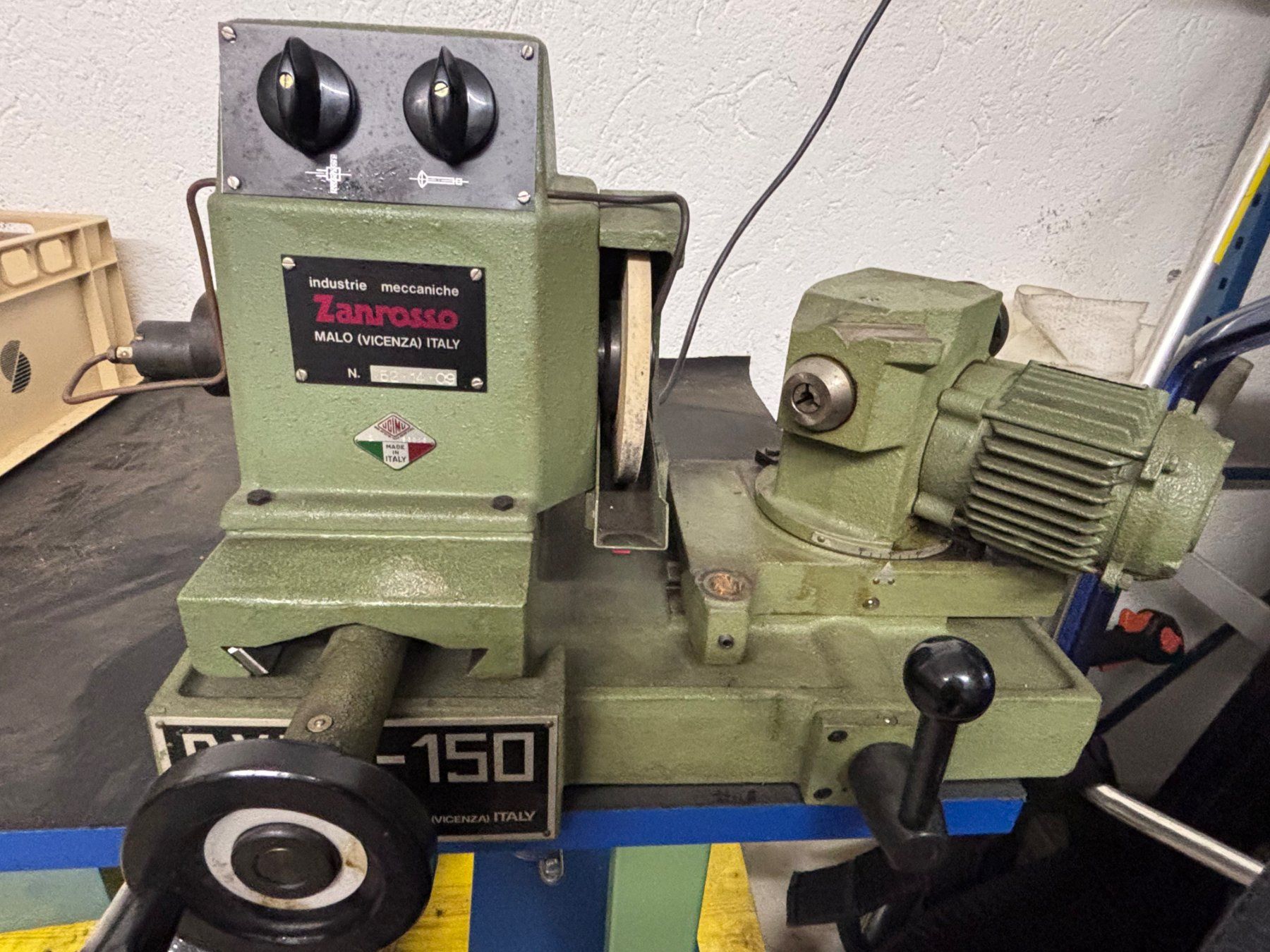 Tutte le macchine: ZANROSSO. DYN 150. Ventilschleifmaschine – Usato da Thalwil venduto da peonia88