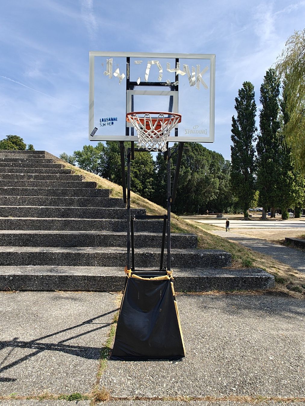 Canestri da basket: Panneau de basket Spalding utilisé – Usato da Lausanne venduto da Take_it_easy 2