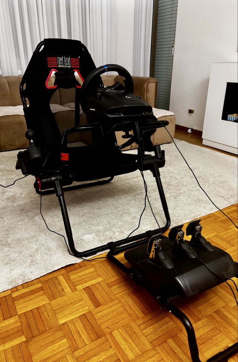 Sony Konsolen: Logitech G923 + Shifter + Next Level Racing GT + Headset OVP – Gebraucht aus Regensdorf von all_2tcd 1