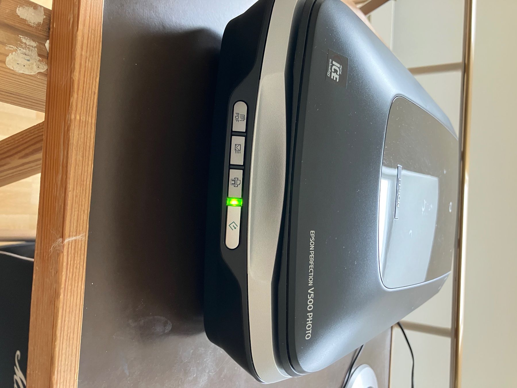 Epson Scanner: Epson Perfection V500 Scanner – Difettoso da Basel venduto da Planck01 5