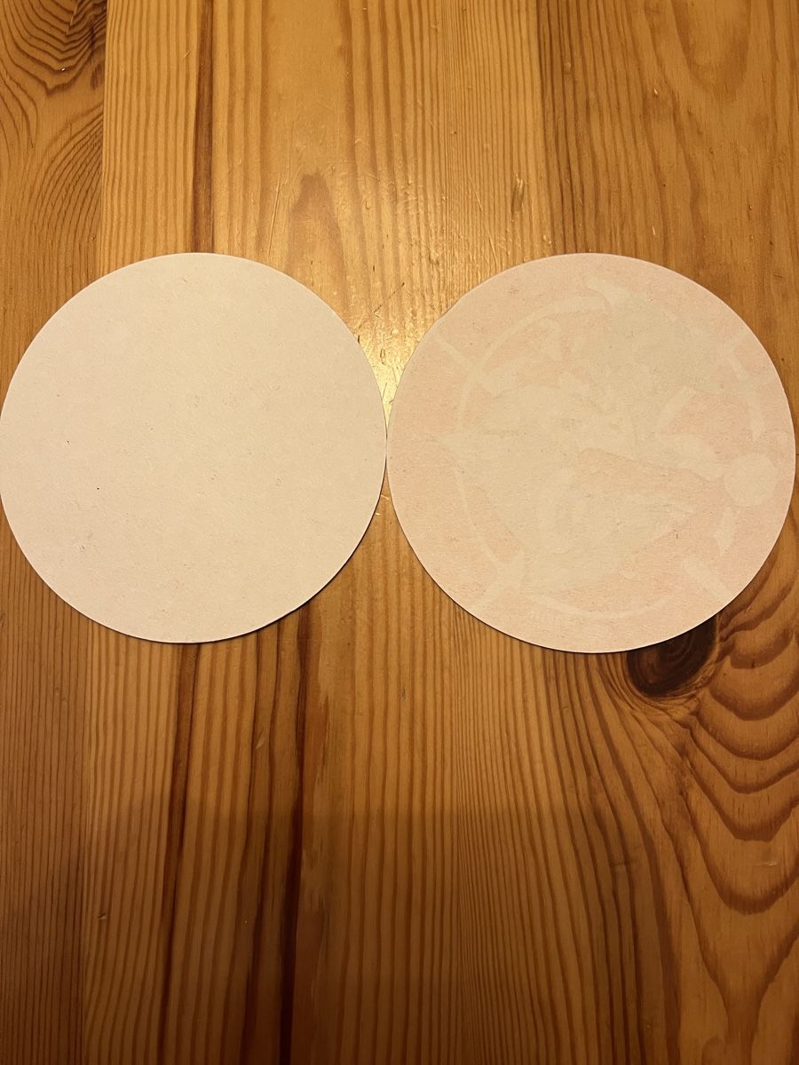 Sottobicchieri: 4 Untertassen Karton oder Bier Deckel neu Durchmesser 10cm – Nuovo (secondo la descrizione) da Basel venduto da veralt 2