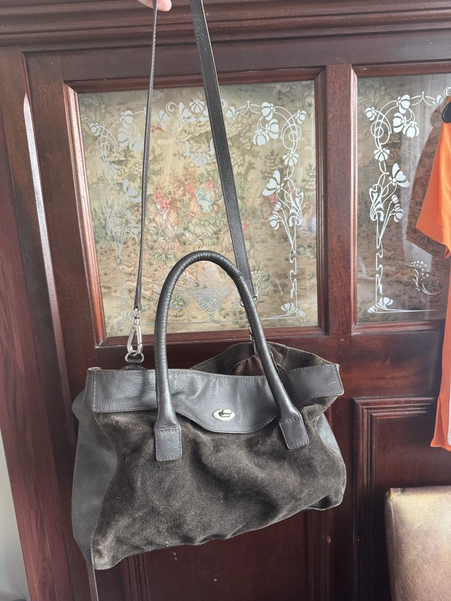 Taschen für Damen: Ledertasche Wildleder – Gebraucht aus Obfelden von cesarina10 6