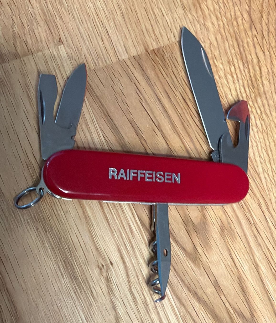 Victorinox Coltelli tascabile: VICTORINOX RAIFFEISEN SACKMESSER – Nuovo (secondo la descrizione) da Zürich venduto da Frei-Occasionen 1