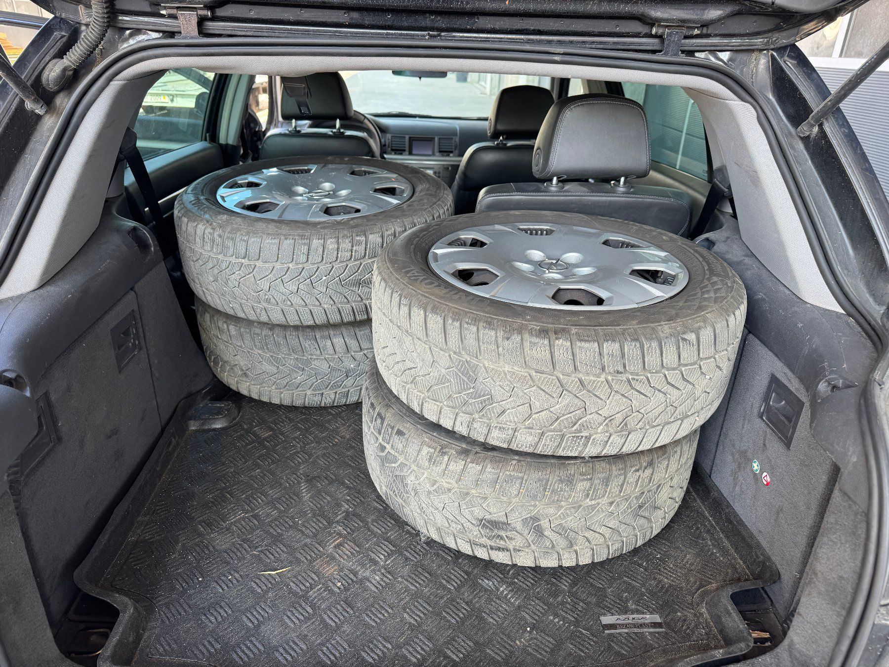 Opel Autos: Opel Signum 3.2 V6 – D'occasion à Wilchingen par RinaldoMotorsport 4