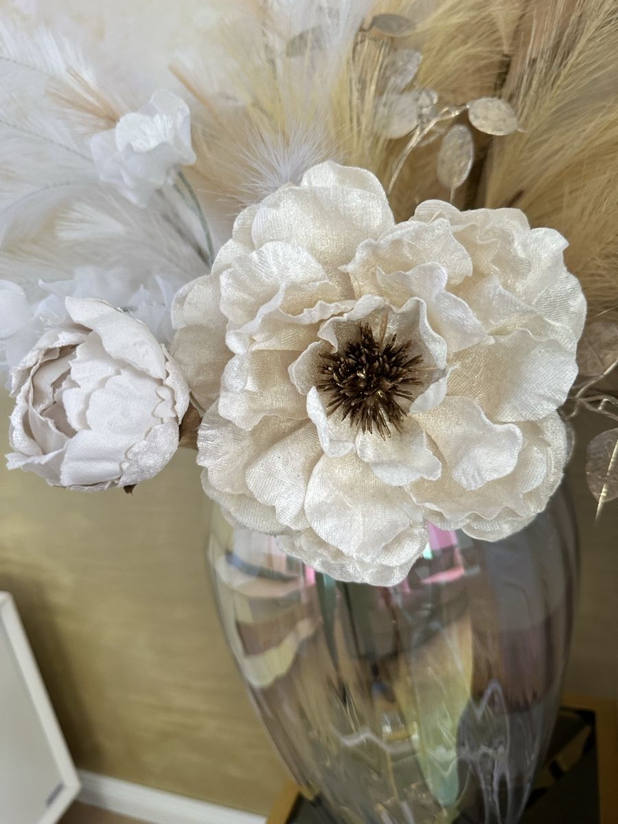 Vasi & Recipienti: Depot Vase mit Blumen und Deko – Usato da Frümsen venduto da Swissline90 3