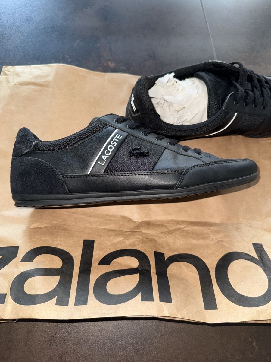 Lacoste Herrenschuhe: Lacoste taille 44 neuve – Neu und originalverpackt aus Villaz-St-Pierre von dav_w66n