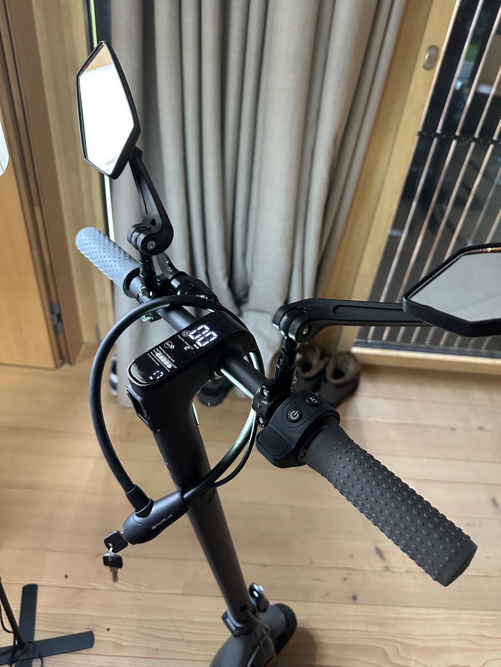 Kickboard: Landi E-Scooter + Accessories – Neu (gemäss Beschreibung) aus Oberägeri von aka_skz8 1