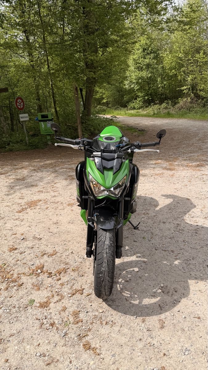Kawasaki Tutti i ricambio per moto: Kawasaki z800 – Usato da Dübendorf venduto da ioa_8lzt 1