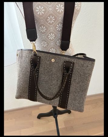 Rue de Verneuil Traversee M Caviar Brown