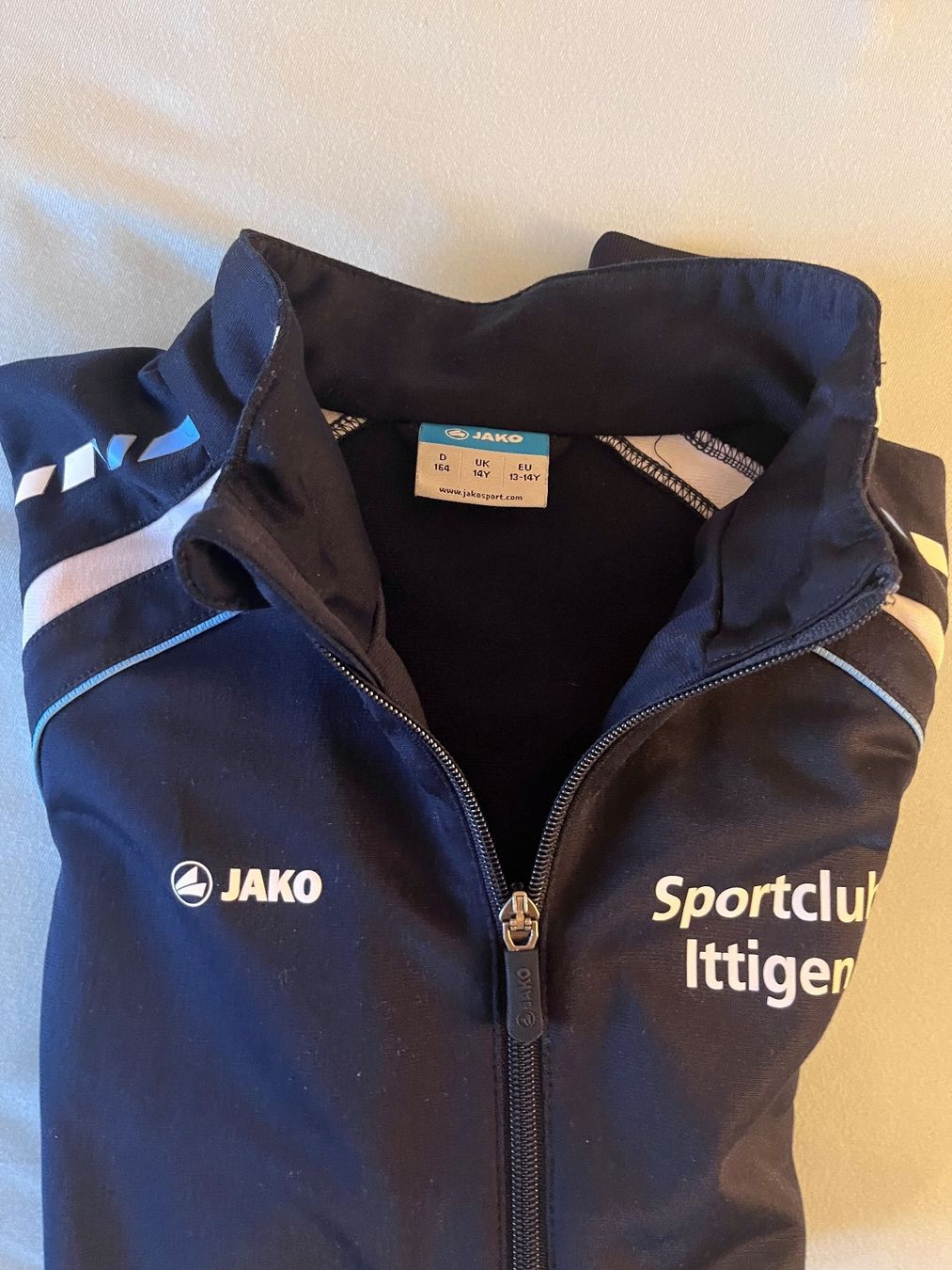 Jacken & Mäntel: SC Ittigen Trainerjacke, Grösse 164, super Zustand – Gebraucht aus Ittigen von Luky37 1