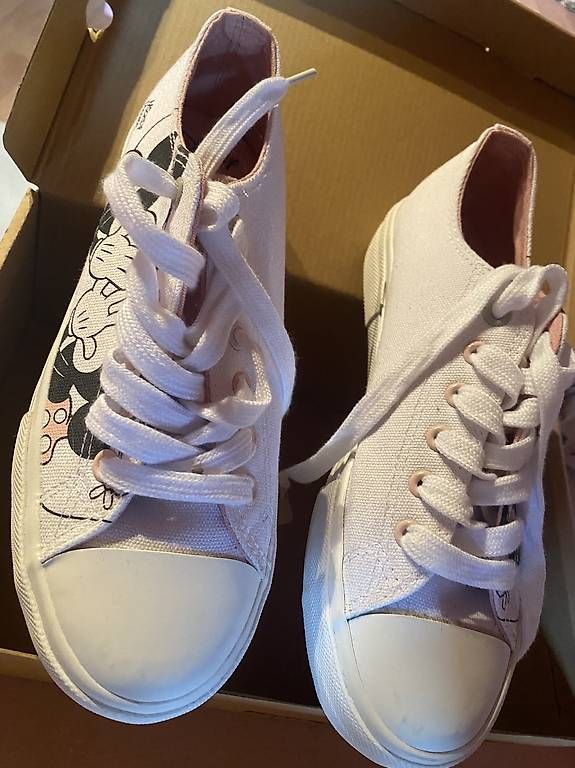 Scarpe da donna: Scarpe Disney Anna field – Usato da Odogno venduto da lar_j5vk 1