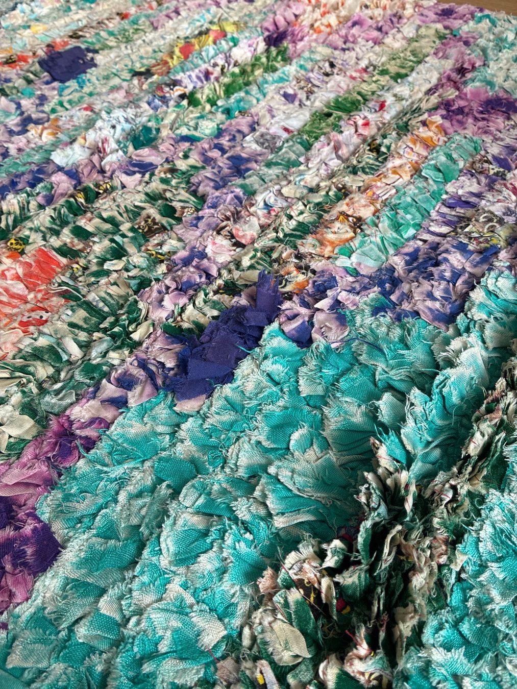 Teppiche: Farbenfroher Teppich (Unikat) – Gebraucht aus Bülach von gina52 1