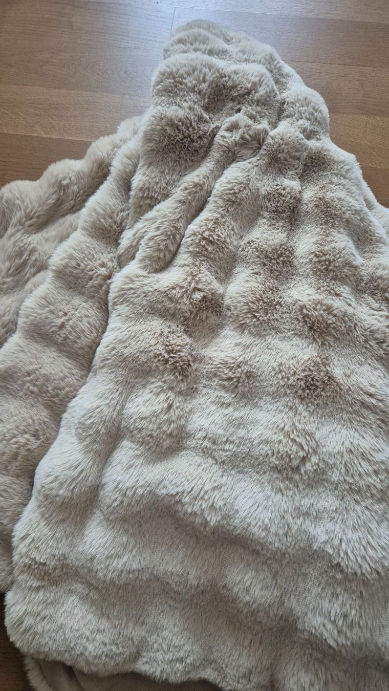 Coperte: Wohndecke «Cosy» - Beige – Nuovo (secondo la descrizione) da Oberentfelden venduto da angelheart71