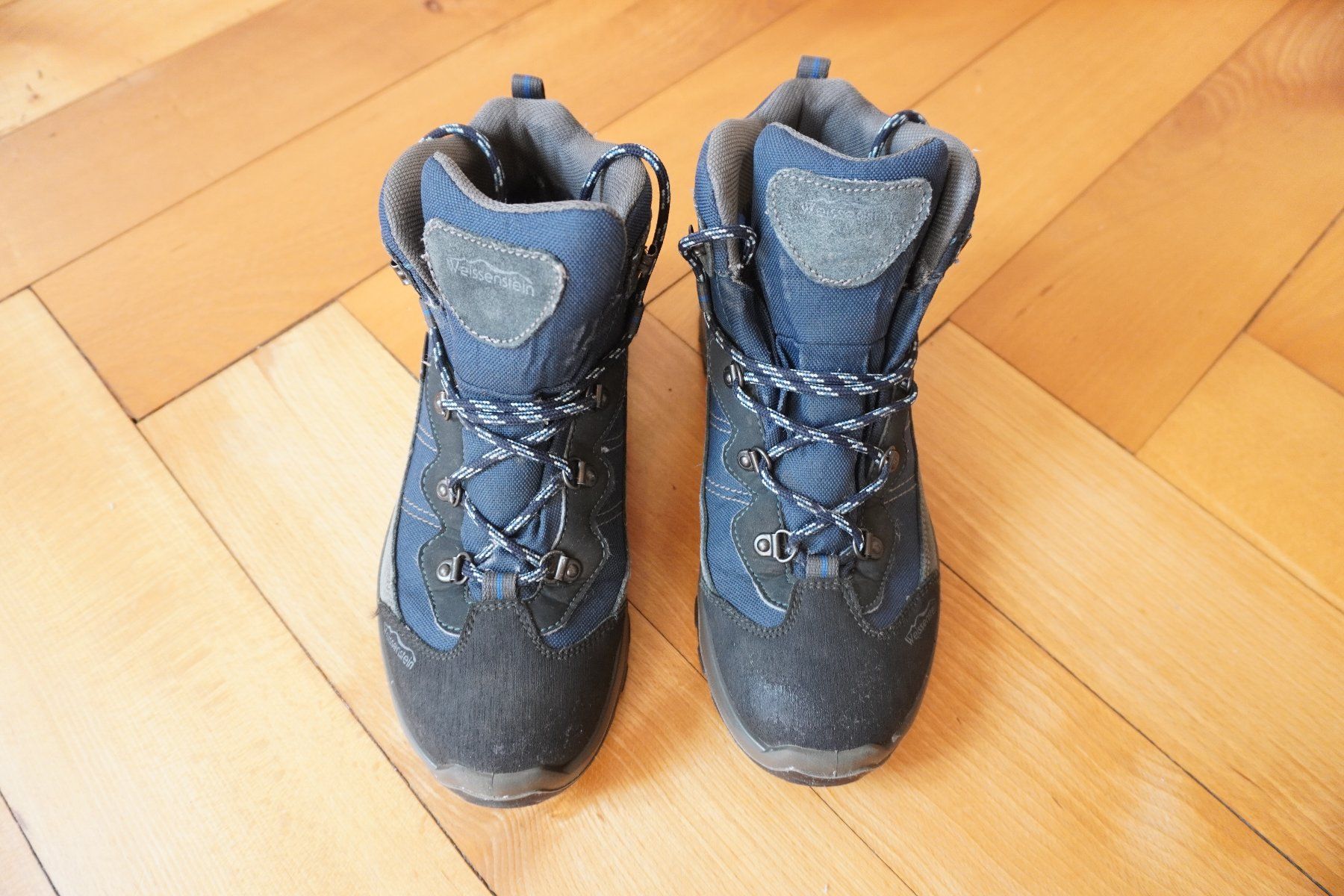 Scarpe da donna: Wanderschuh Weissenstein Chlus Damen Grösse 40 blau – Usato da Thunstetten venduto da blob87
