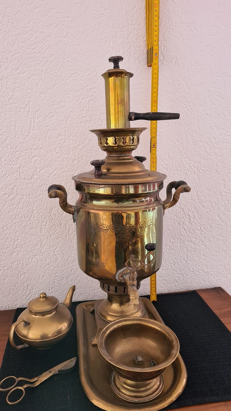 Teiere: Samowar Antik – Difettoso da Seuzach venduto da nicbue