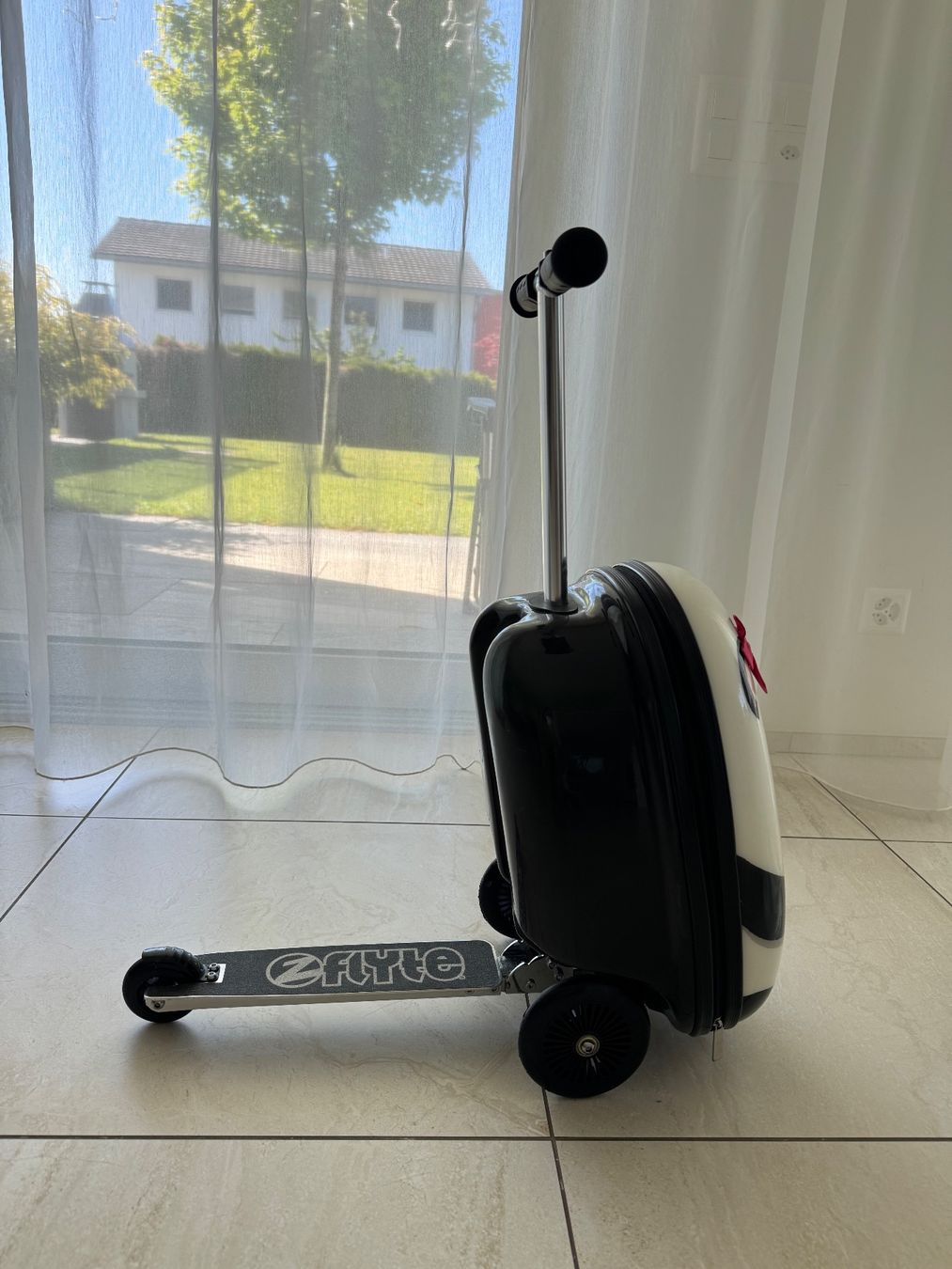 Autres aviation: Zinc Flyte Midi Case Scooter - Panda – D'occasion à Meisterschwanden par Nandda 2