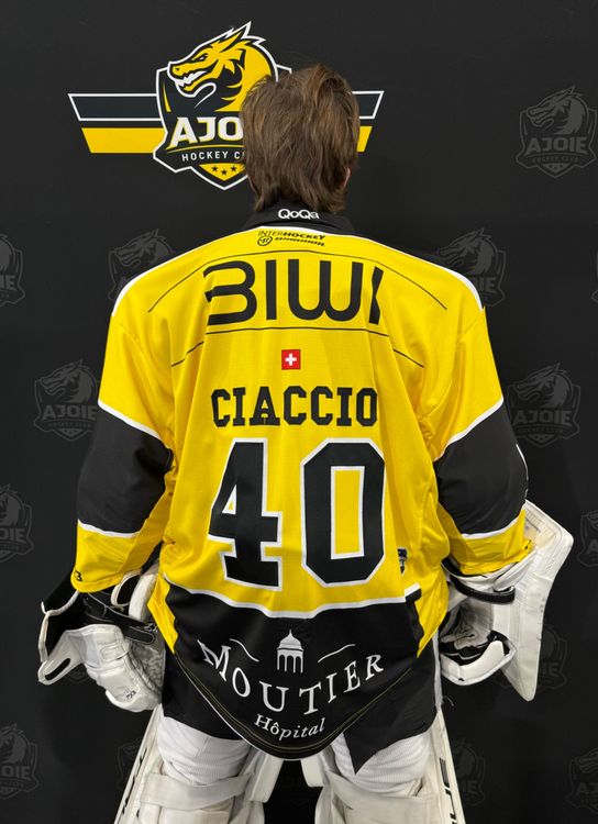 Maillots de football portés taille XXL