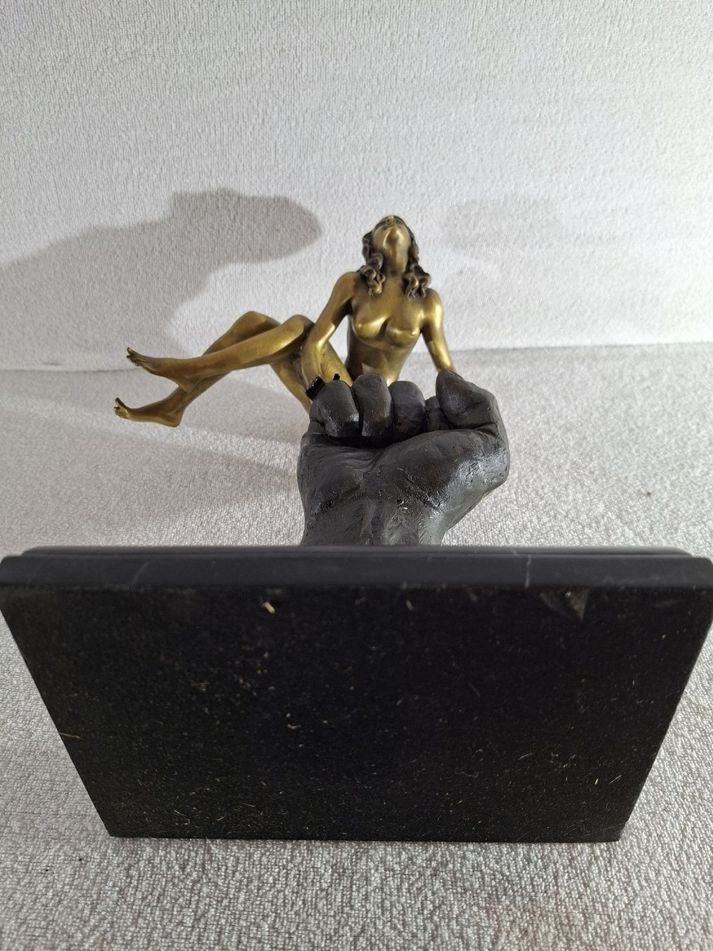 Sculture & Statue: Bronze nackte Turnerin auf Hand – Usato da Grindelwald venduto da carro5 7