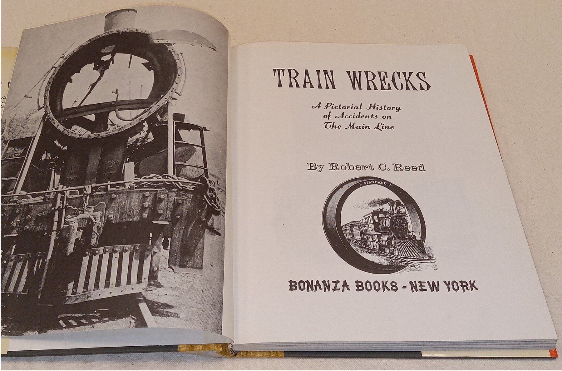 Libri: TRAIN WRECKS  by Robert C. Reed  1968 – Usato da Hätzingen venduto da memory-lane 1