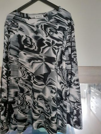 Damen Sweatschirt schwarz weiss Grösse XL bedruckt