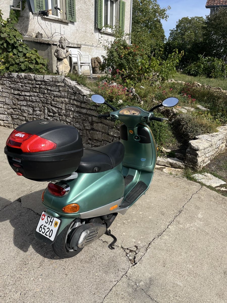 Piaggio Strada: Vespa ET4 125 ccm – Usato da Lohn SH venduto da Hb9cau 2