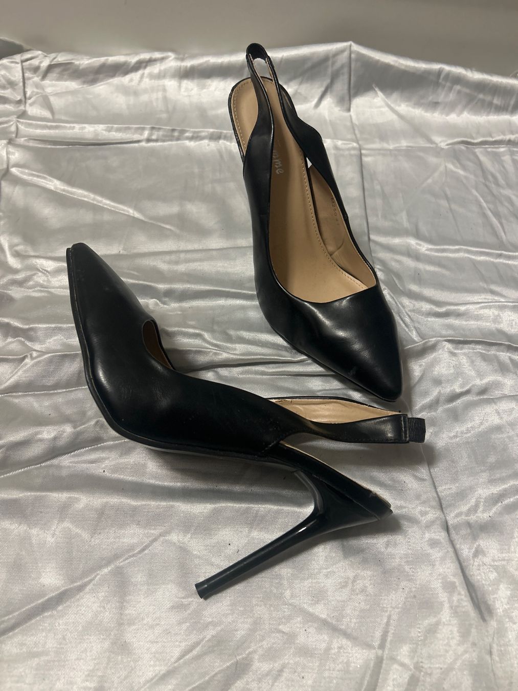 Chaussures femmes: Elegante stiletto Pumps Gr 41 Neu – Neuf avec emballage d'origine à Regensdorf par Spyke55 1