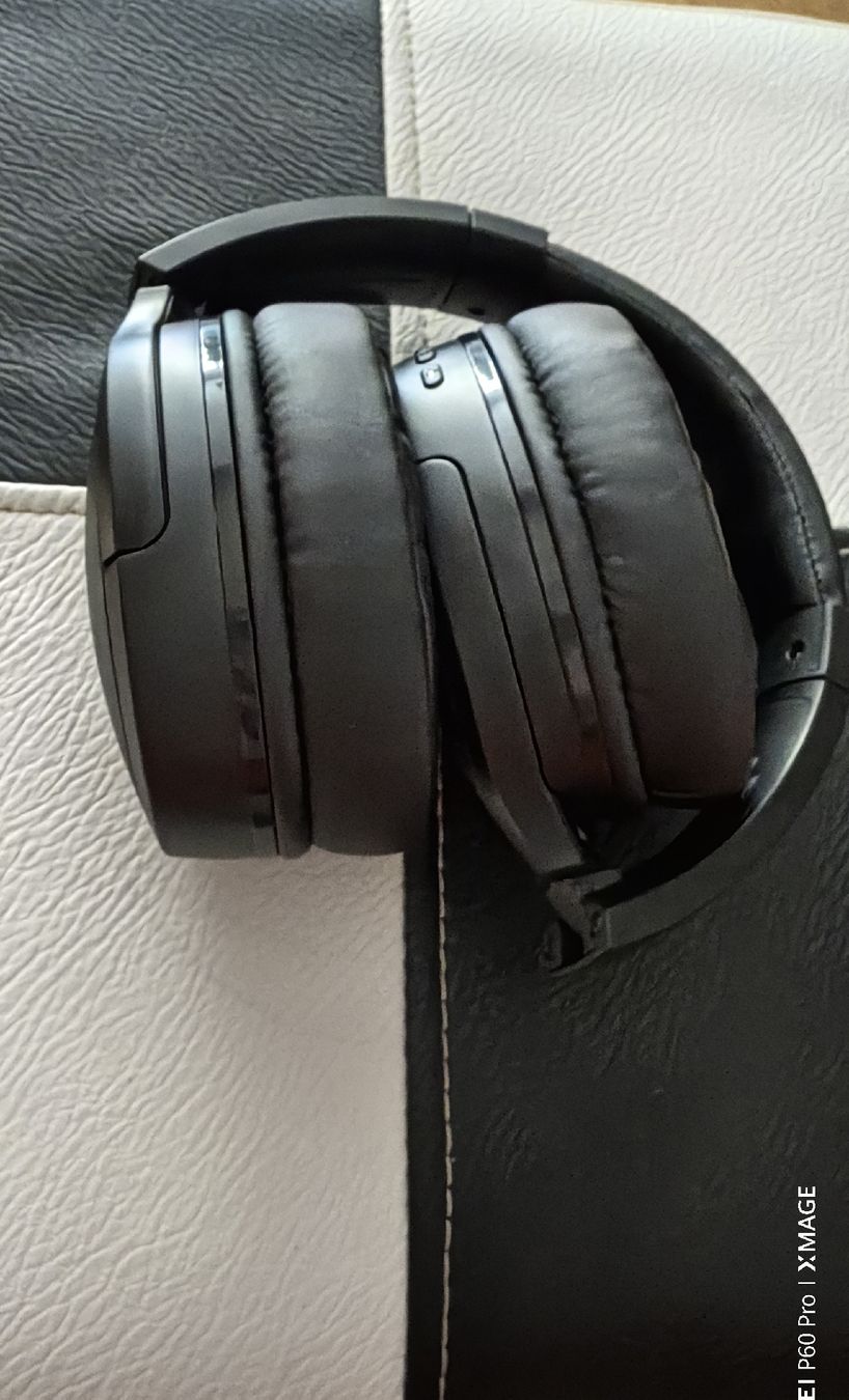 Cuffie:  Kopfhörer Bluetooth Blizwolf - Pro – Nuovo e nell'imballaggio originale da Emmenbrücke venduto da igo_xq8r 6