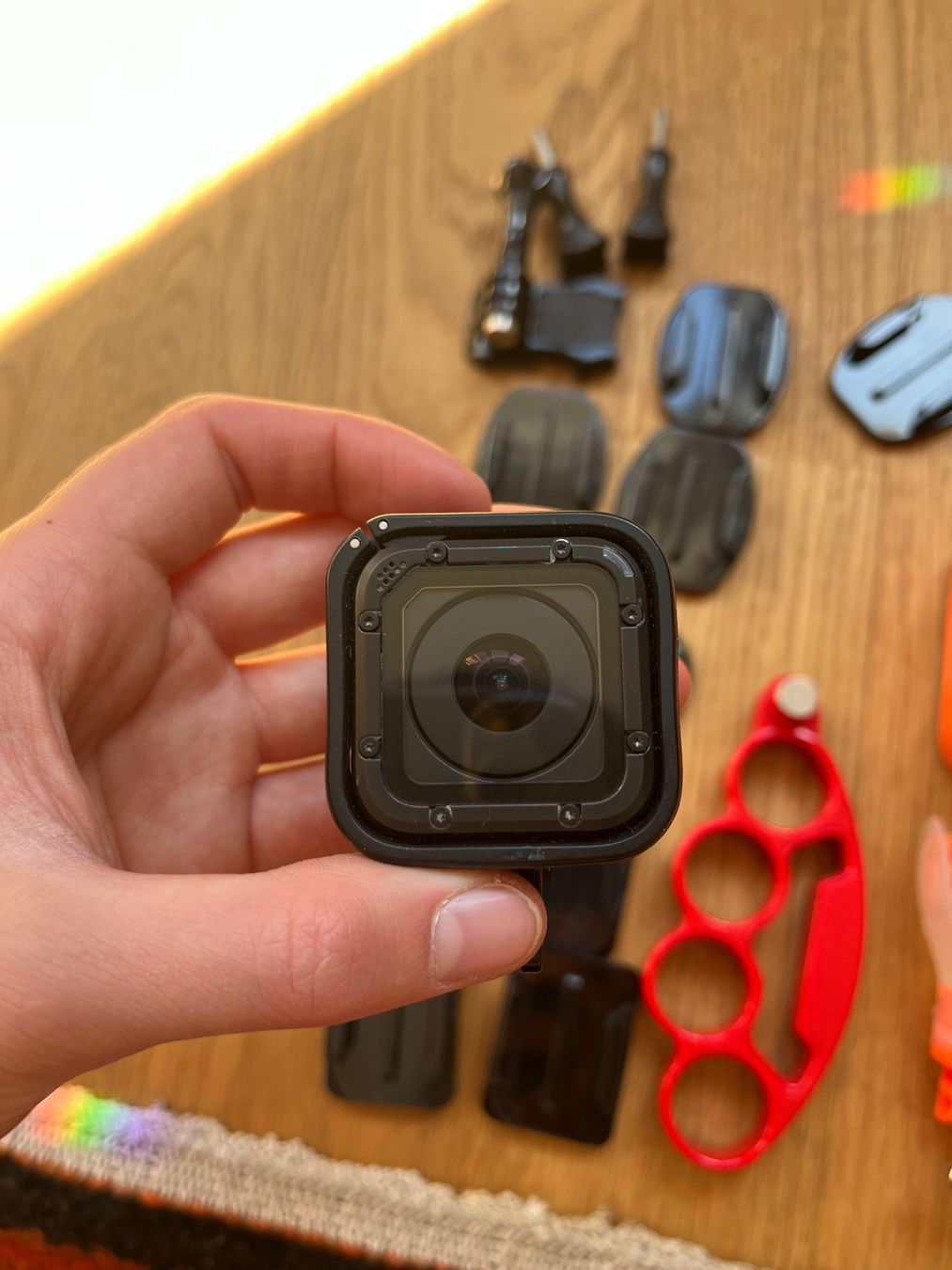 Gopro Action Cam: Go Pro Hero Session mit zubehör – Usato da Basel venduto da jir_8qrz