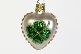 Weihnachtskugel - Glasornament "Herz mit Kleeblatt"