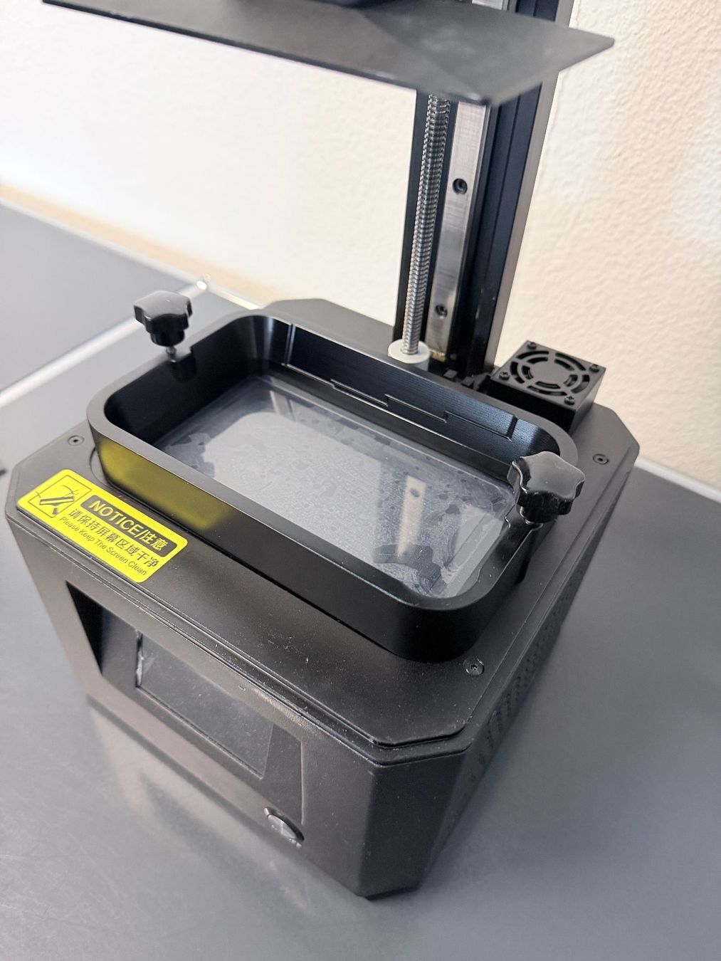 Creality Stampanti 3D: Imprimante 3D résine Creality LD-002R – Usato da Lausanne venduto da lhc_tf5z 4