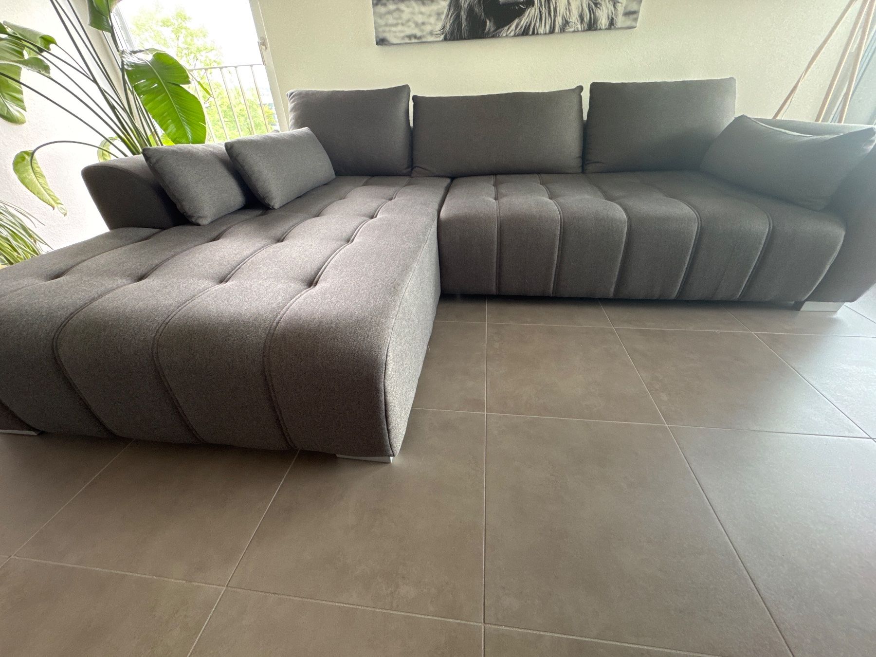 Divani: Grosse Designer-Wohnlandschaft mit elektr. Bettfunktion – Usato da Zofingen venduto da reevb